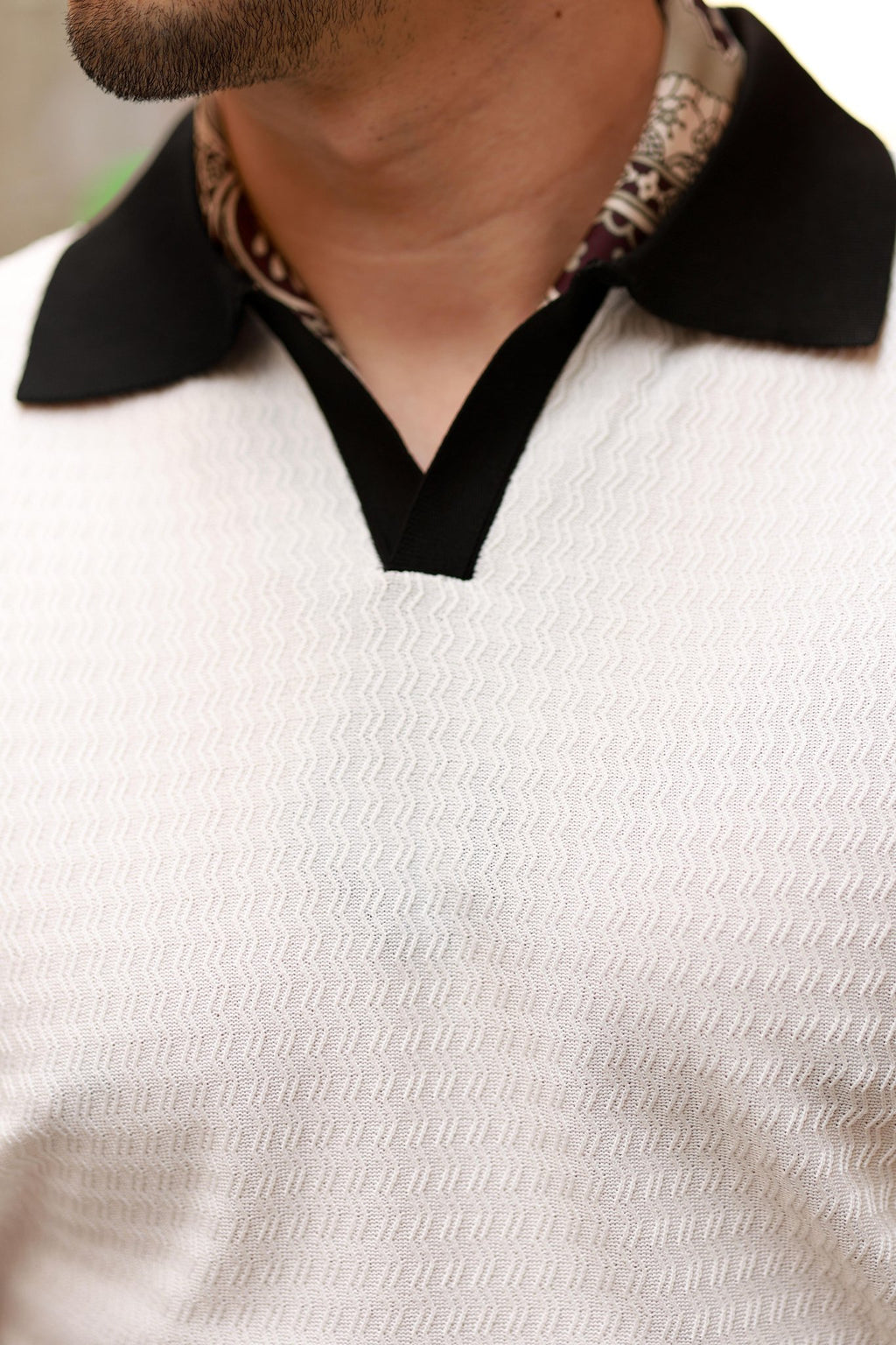 Premium Qualität Strickpullover in Ecru – italienischer Kragen, Regular Fit