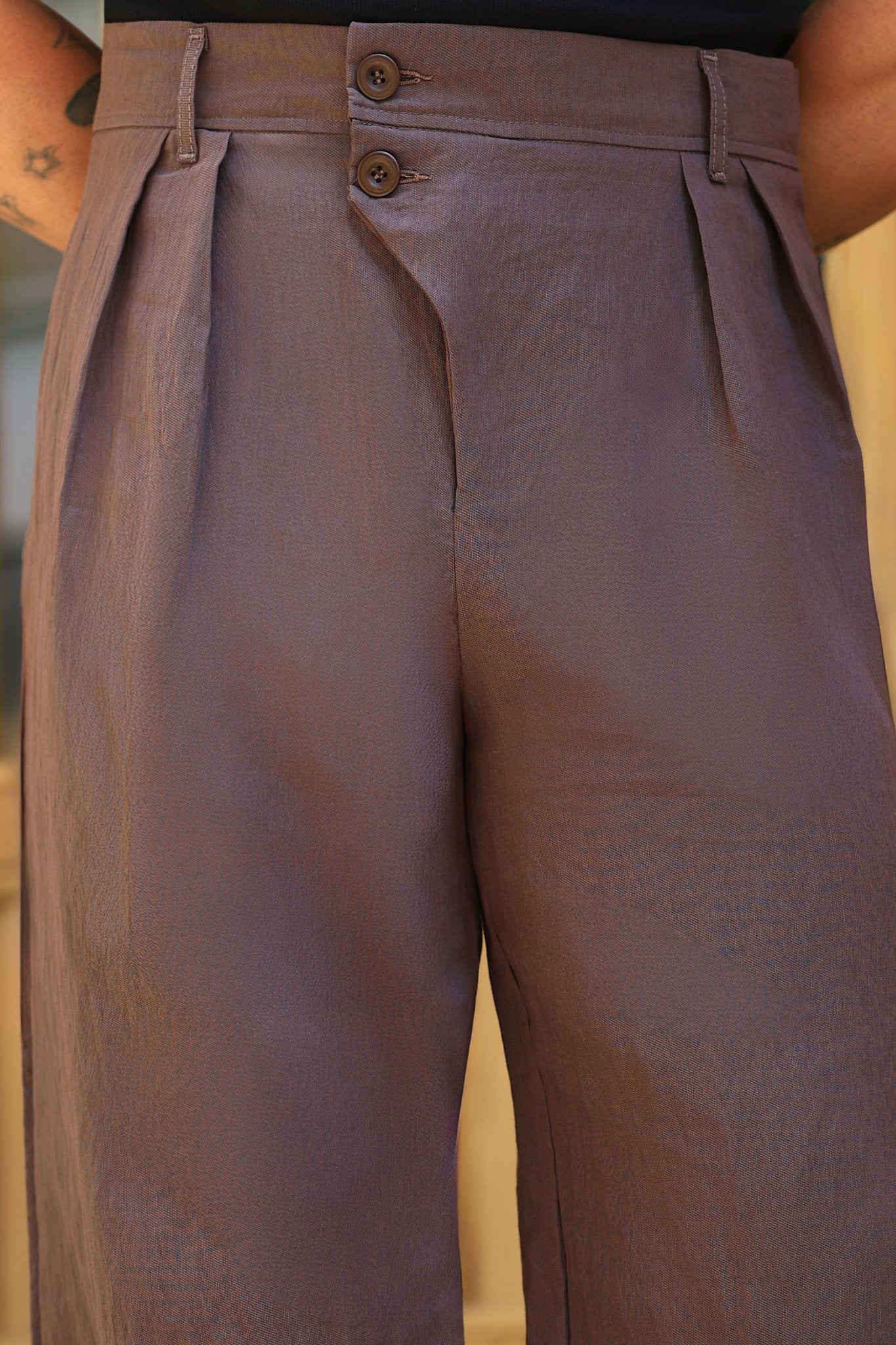 Premium Qualität Hose in Braun – 70% Baumwolle / 30% Leinen, italienischer Stil