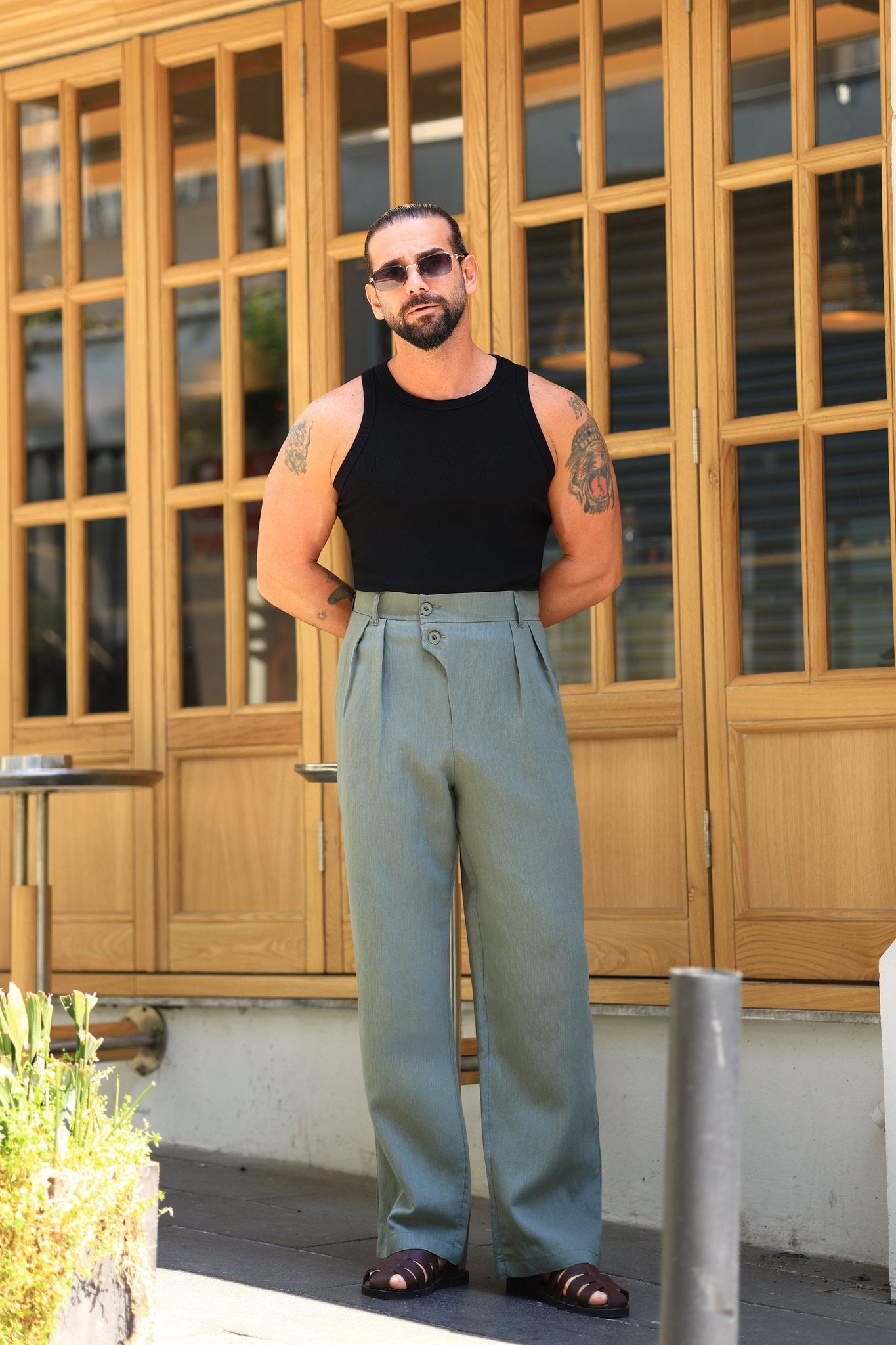 Premium Qualität Hose in Grün – 70% Baumwolle / 30% Leinen, italienischer Stil