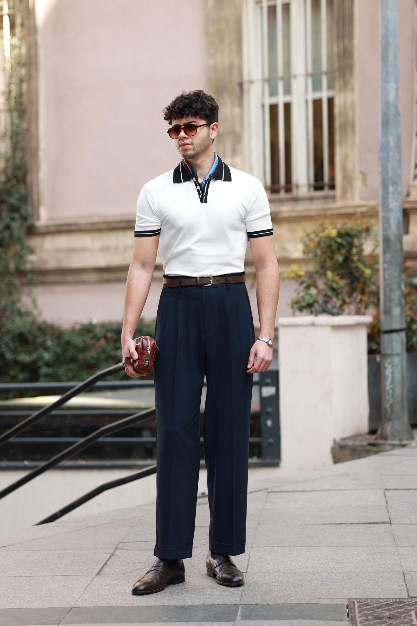 Erstklassig Hose in Marineblau – mit Doppelbundfalte, hohe Taille, mit seitlichem Hakenverschluss