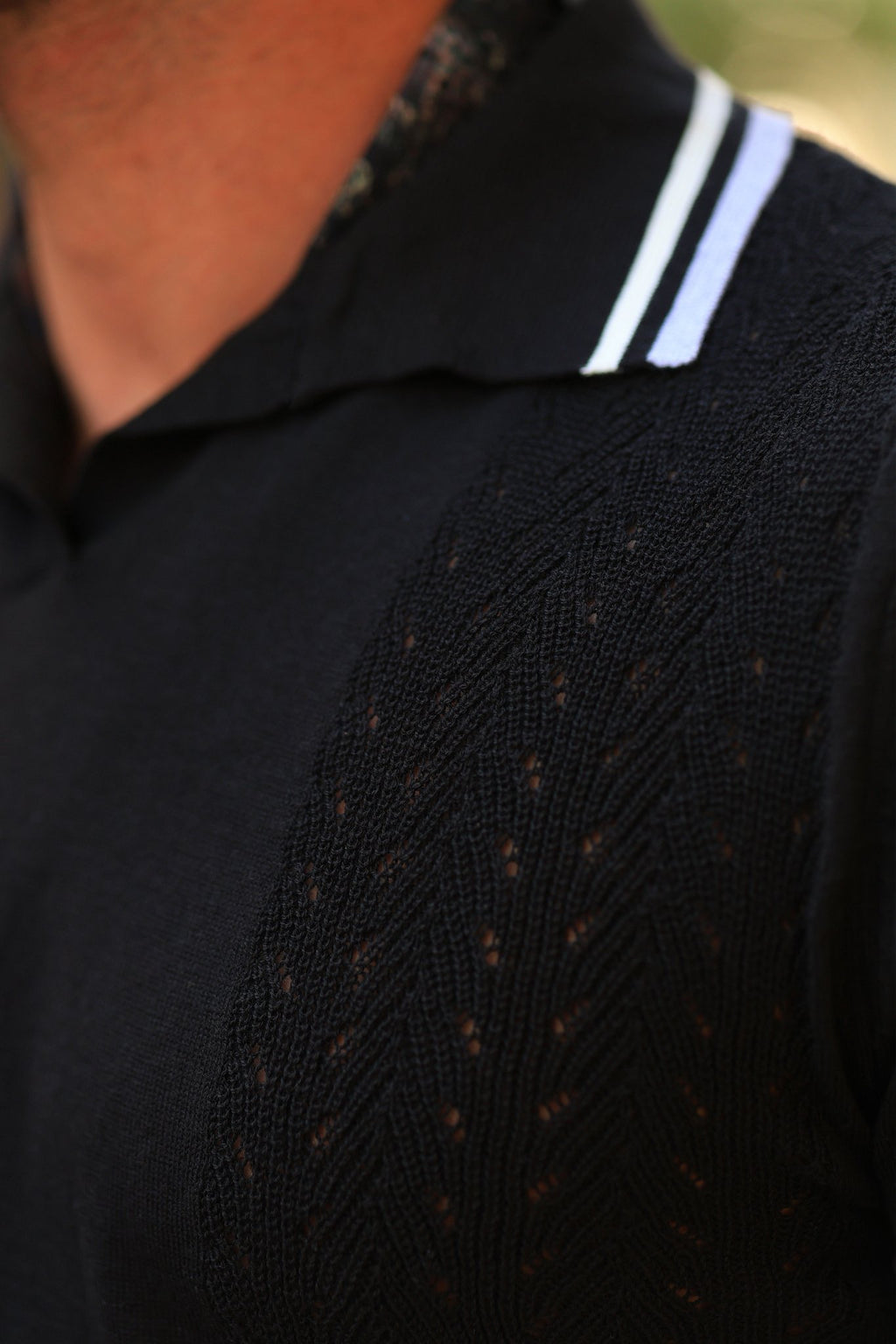 Mokeren Strickpullover in Schwarz – 100% Baumwolle, italienischer Kragen, Regular Fit
