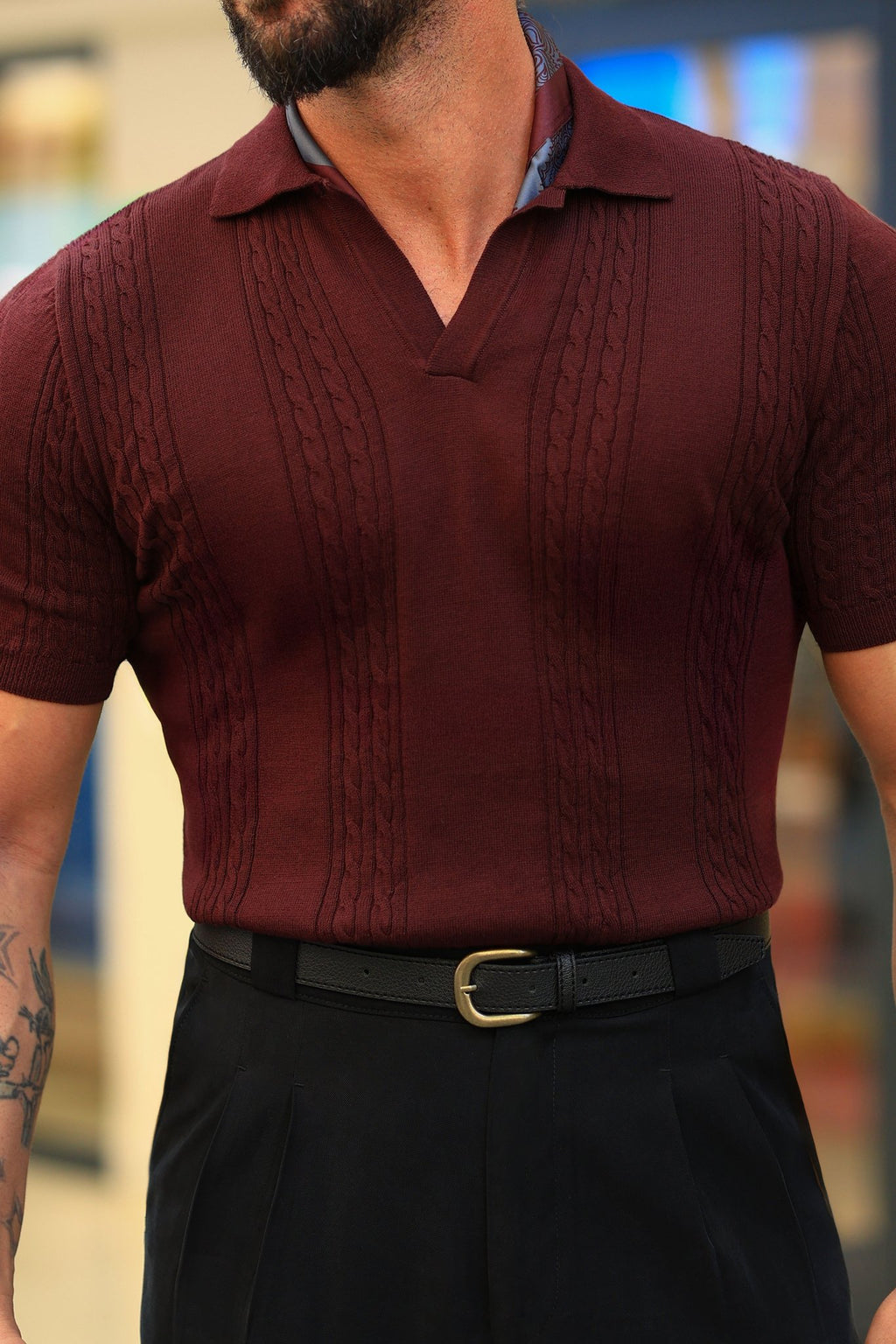 Strickpullover in Bordeaux – 100% reine Baumwolle, mit Zopfmuster, Regular Fit