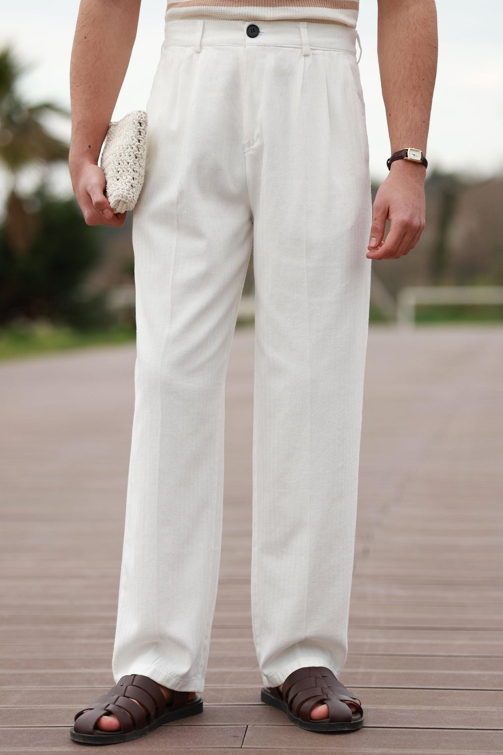 Premium Qualität Hose in Ecru – 70% reines Leinen / 30% Baumwolle, mit Doppelbundfalte, Baggy
