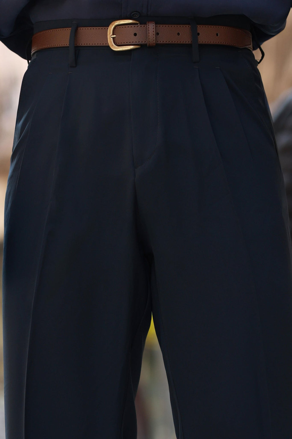 Baggy-Hose in Marineblau – Baumwolle-Viskose, mit Doppelbundfalte, Oversize