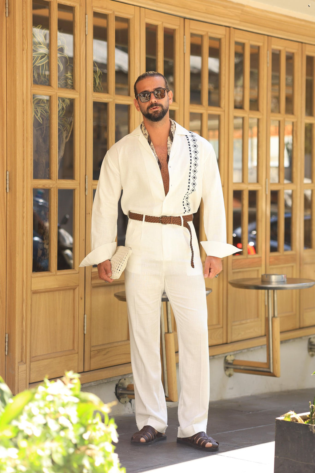 Premium Qualität Hose in Stein – 70% reines Leinen / 30% Baumwolle, italienischer Stil, Regular Fit, mit Doppelbundfalte