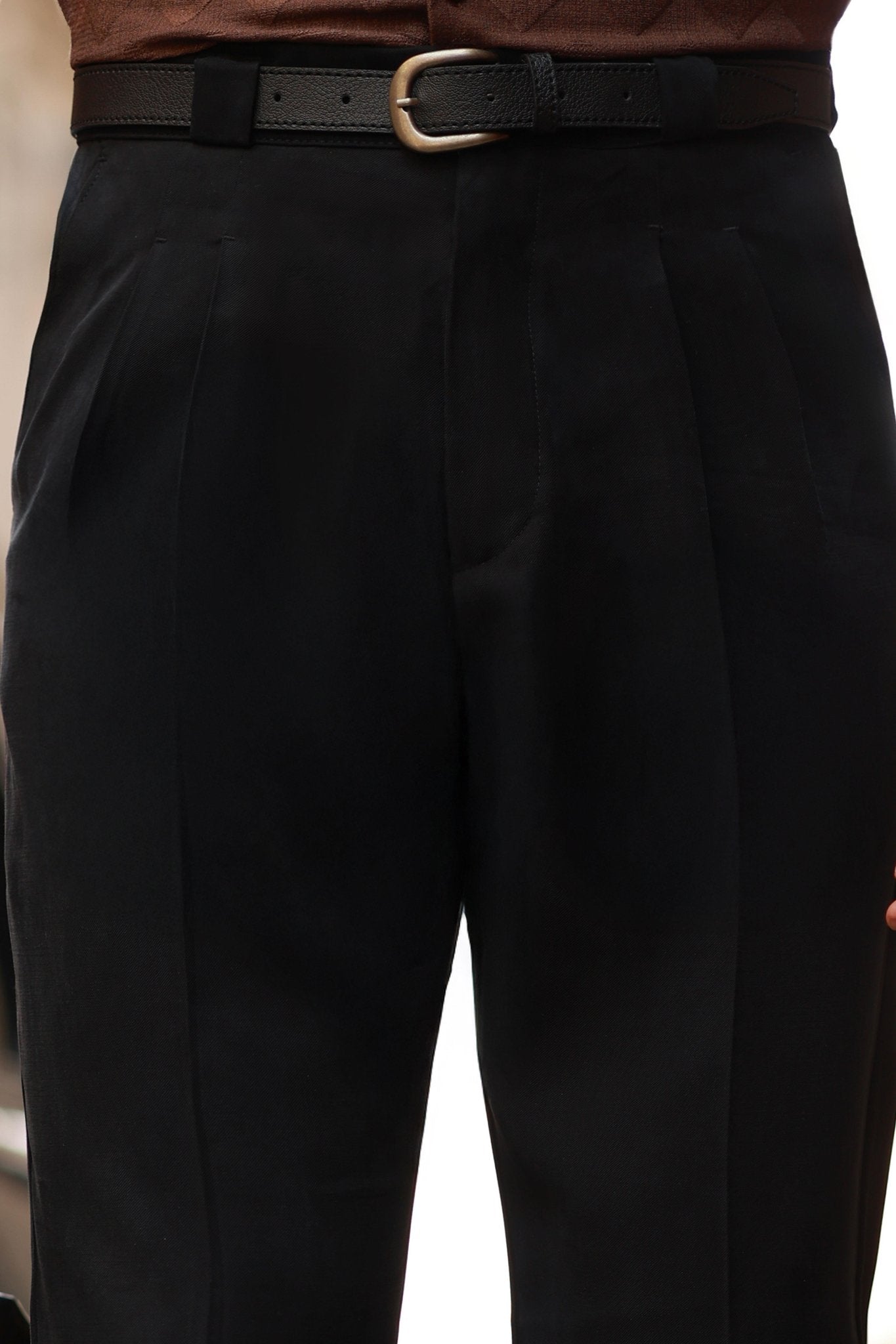 Premium Qualität Hose in Schwarz – 100% Baumwolle, Tencel, mit breiten Gürtelschlaufen